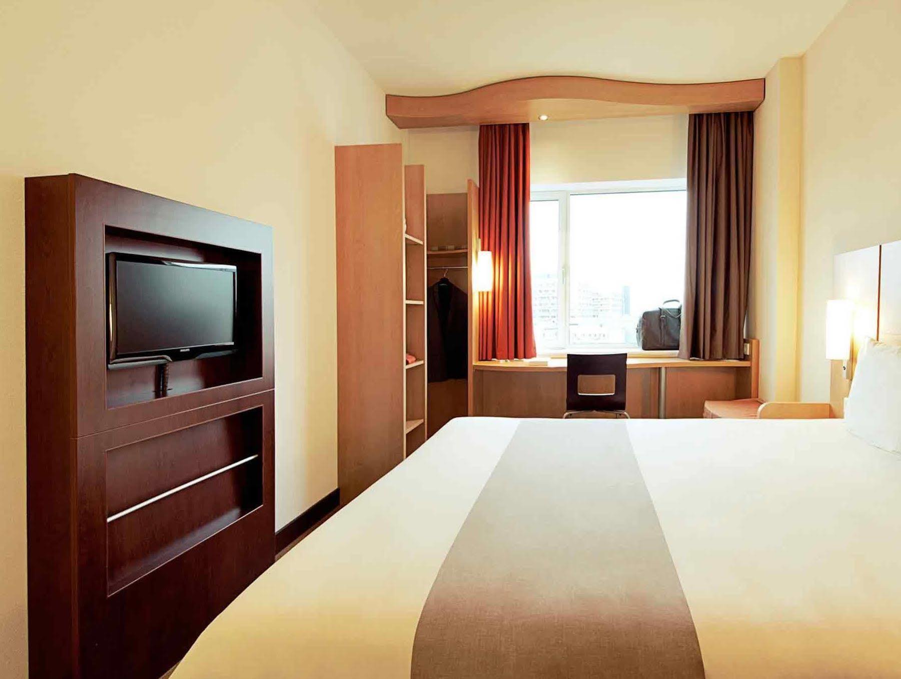 Ibis Baar Zug Εξωτερικό φωτογραφία