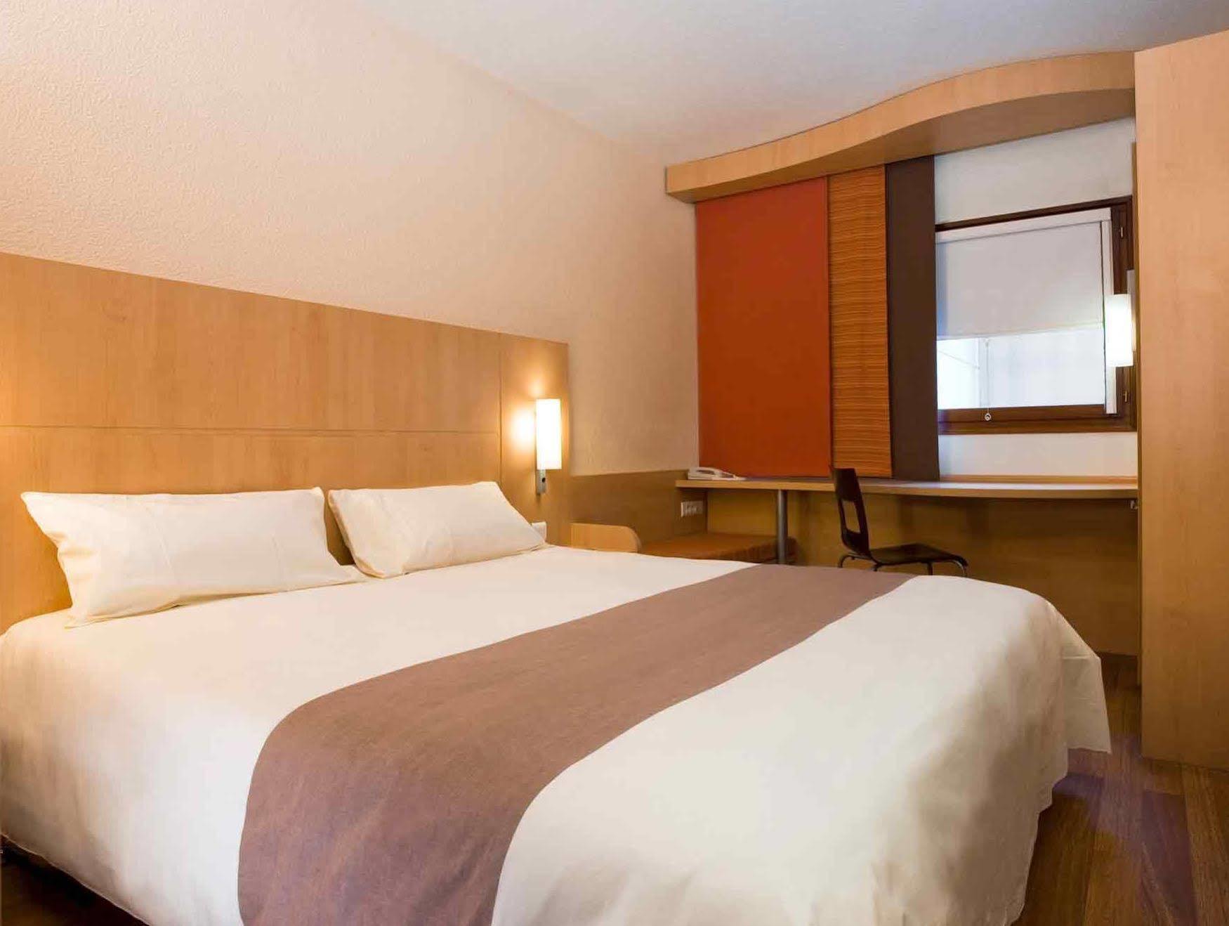 Ibis Baar Zug Εξωτερικό φωτογραφία