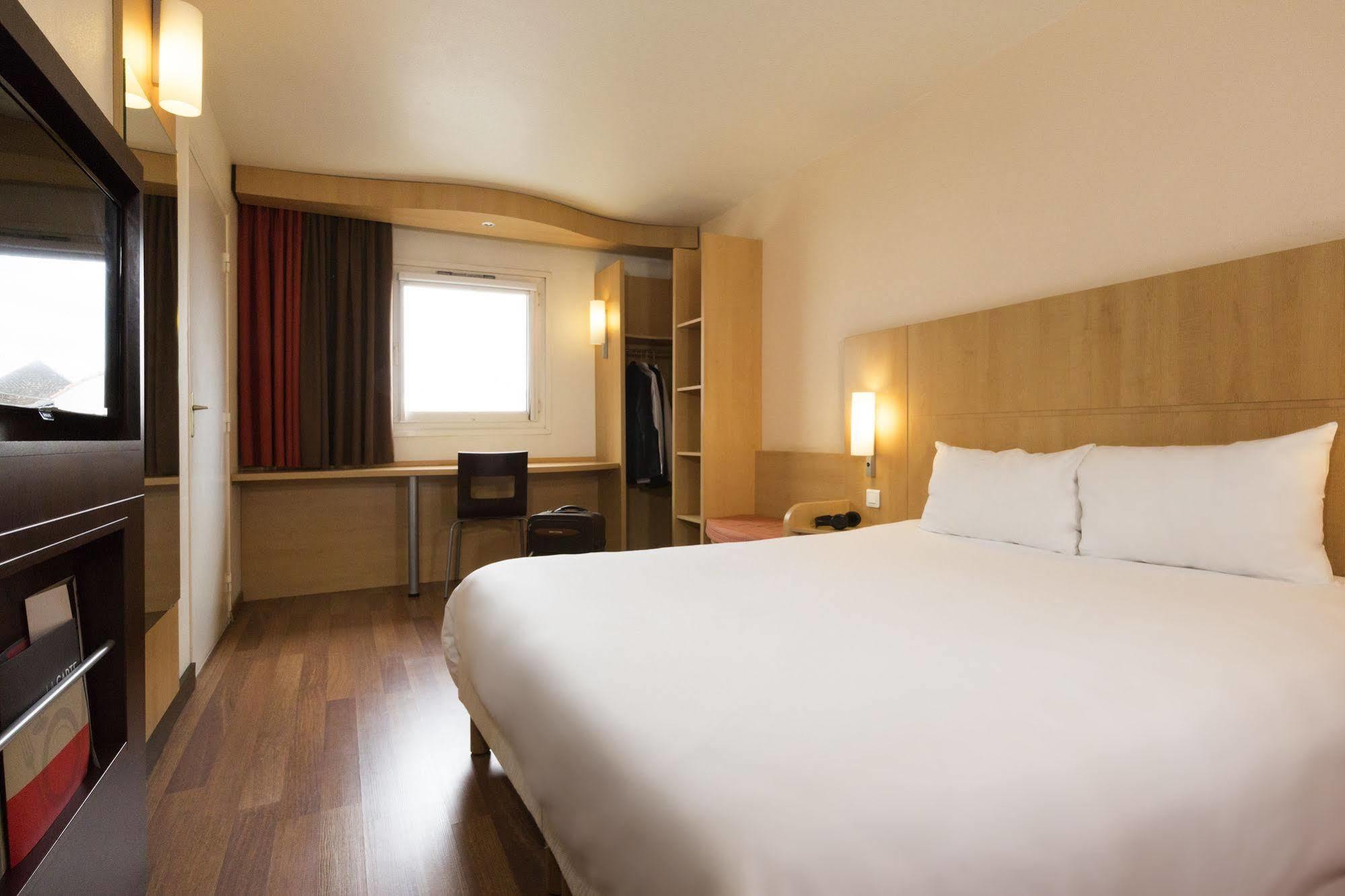 Ibis Baar Zug Εξωτερικό φωτογραφία